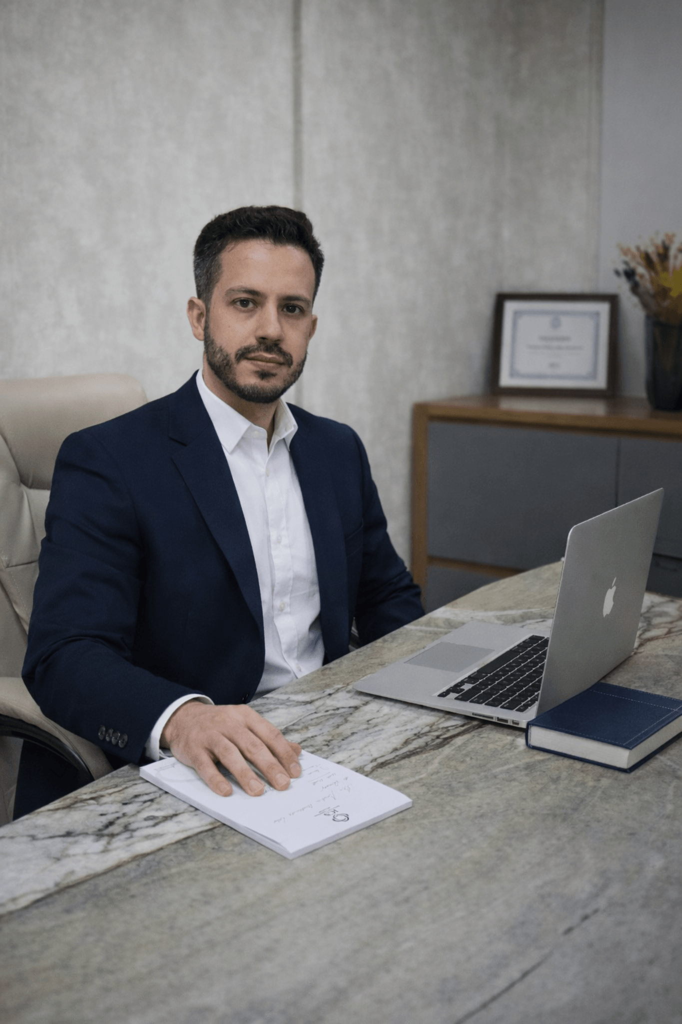 Dr. Diogo Lobo de Queiroz, ortopedista no Instituto Capixaba de Saúde